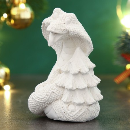 Figure for coloring "Snake with a Christmas tree", 8x6cm
