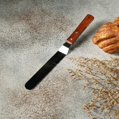 A blade-tank with a wooden handle, curved, 31.5 cm, the working part is 19.5 cm-4