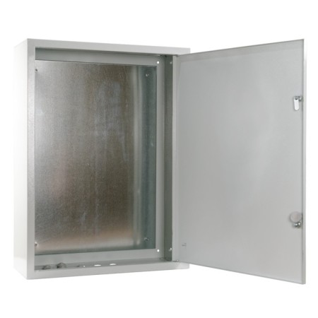 A shield with the mounting panel of the SMP 09 IP31 (800x600x230) Rucelle