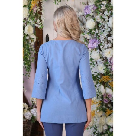 Female blouse, size 42-7