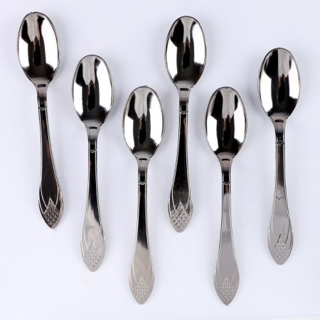Tablespoons are plastic, in the set 6 pcs., Silver color