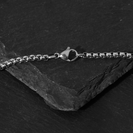 The pendant "Emoji" is insidious, the color is black and blue in silver, 70 cm-1