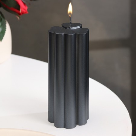 Candle-cylinder "Four-leafer", 4.5x10.5 cm, wet asphalt, 6 hours