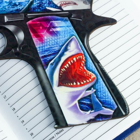Ruler - Pistol "Sharks" 17 cm-1