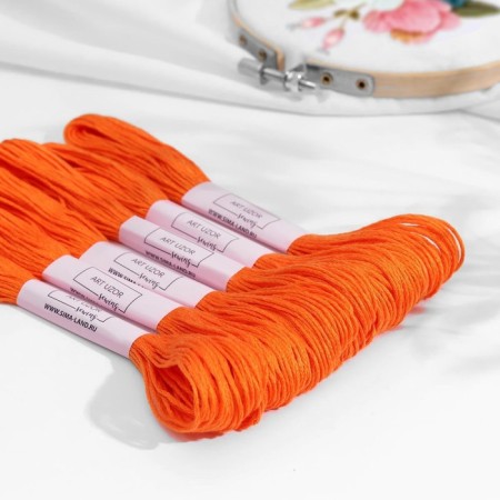 Muline threads, 8 ± 1 m, color bright red No. 740-1