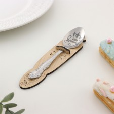 A spoon is registered, tea, with an engraving 