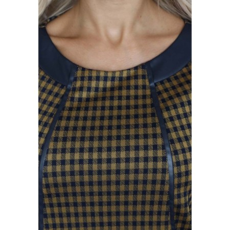 Women's dress, size 48-7