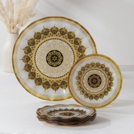 Diningral “Mehendi” set, 7 objects: D = 30 cm - 1 pc, D = 18 cm - 6 pcs, white color with golden