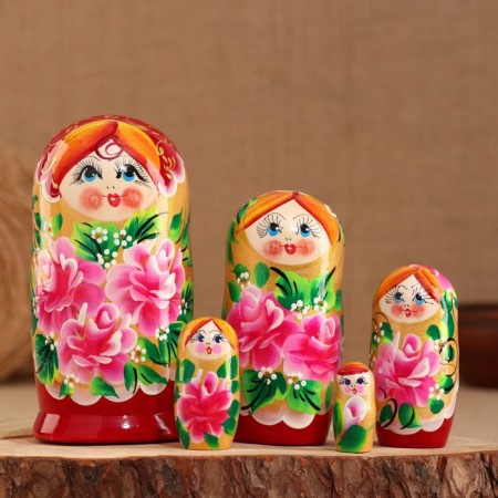 Matryoshka 5 puppet "liza" roses, 17-18cm, manual painting.
