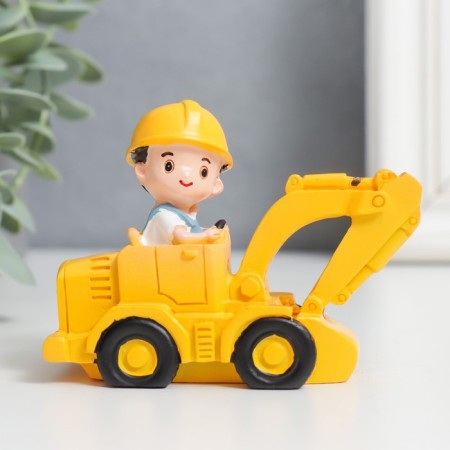 Souvenir Polystone "Baby Builder at the excavator" 7.5x4x7.7 cm-1