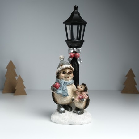 Souvenir Polystone Light "Hedgehogs in winter outfits at the lamppost" 12.5x10.5x31.5 cm
