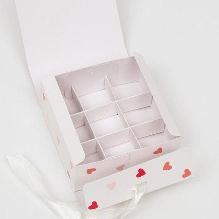 Gift box team with the window "I love you", 11.5 x 11.5 x 5 cm-3
