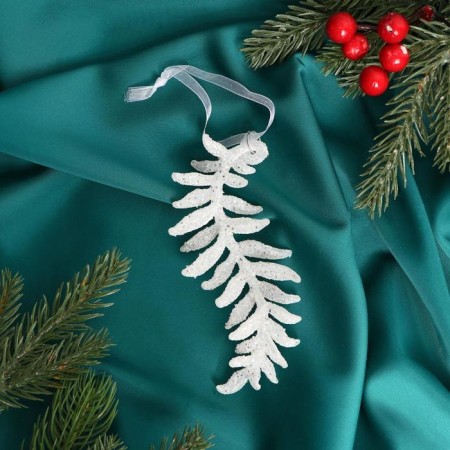 Christmas tree decoration "Frosty branch" 4,5x13 cm, white
