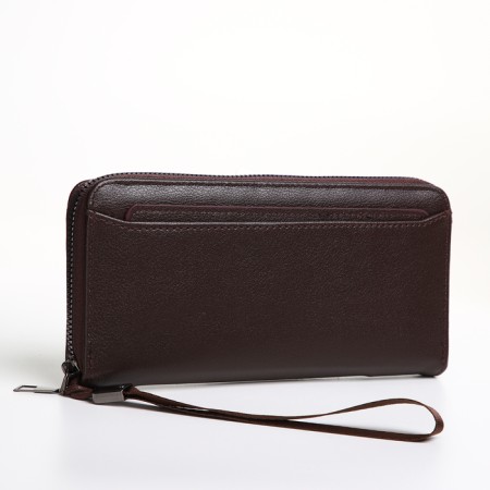 Male purse-clate on a zipper, brown color