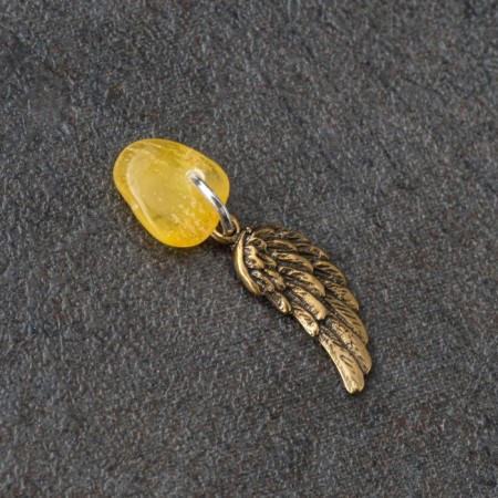 Talisman key "Wings", natural amber-1