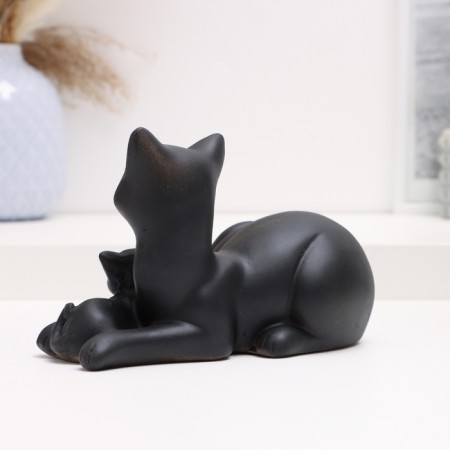 The figure "cats lie" black, 18x10x12cm-2