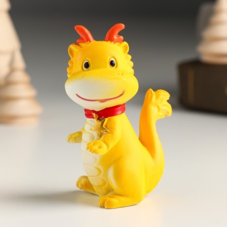 Souvenir Polystone "Little Dragon with Award" MIX 5x4x8 cm-1