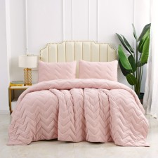 The bedspread and pillowcase 