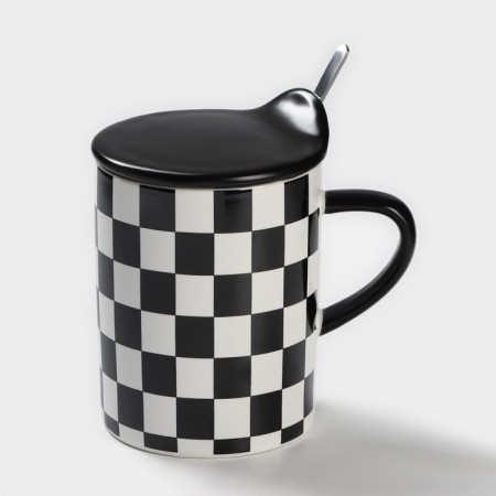 Ceramic mug with a spoon "Abstract", 400 ml, black and white color