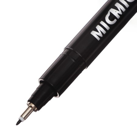 Marker Professional Liner Black, Thin line, 1.0mm-4