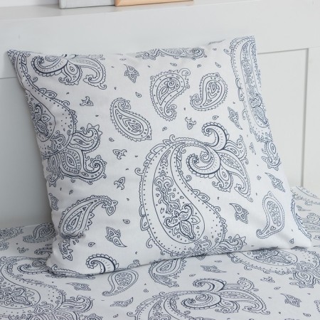 The set is economy and I “patterns”: sheet 145x214 cm, pillowcase 70x70 cm, calico, 100% cotton-3