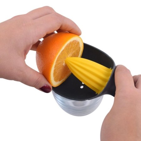 Juicer for citrus fruits with filter-4