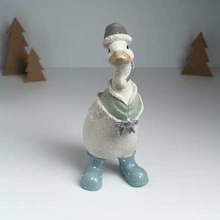Polystone souvenir "Goose in a long cap and cape" 9x13x28 cm