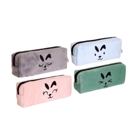 School Penal on the zipper "Muzzle", mix