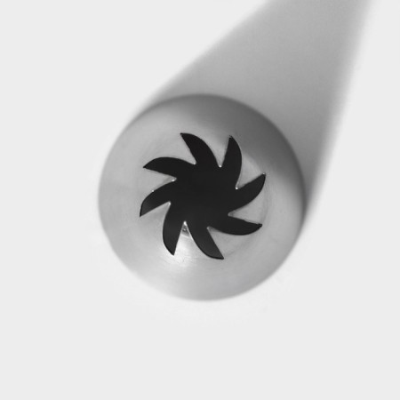 Confectionery nozzle "Closed rose", d = 3 cm, exit 0.9 cm, stainless steel-3