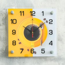 Wall clock: kitchen 