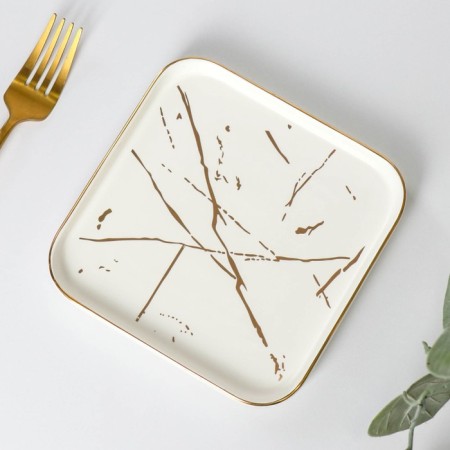 Ceramic plate for supply Gold, D = 15.5 cm, white color