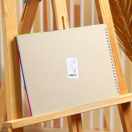 A4 sketchbook, 32 sheets, 190 g/m2 "I live for art"-1
