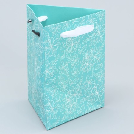 Gift package for flowers is triangular, packaging "Be happy", 12 x 8.3 x 9.6 cm-3