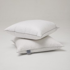 The pillow is low, size 70x70 cm, color mix