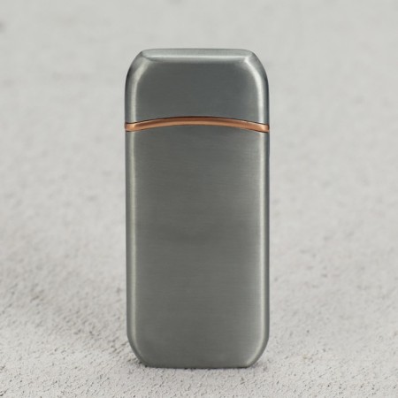 Electronic lighter "indifferent", 7.2 x 3.3 cm.-4