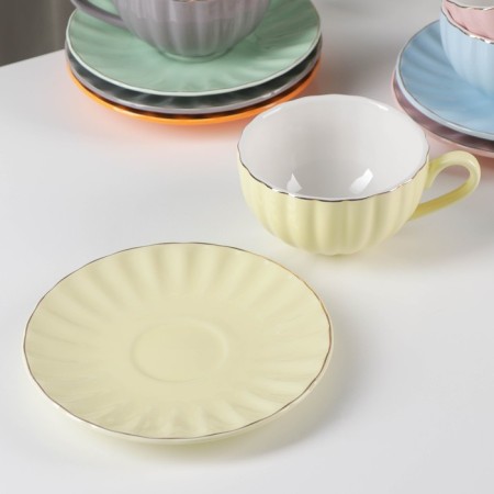 Service Porcelain Tea Daulay "Vivien", 12 objects: 6 cups 200 ml, 6 saucer d = 15 cm, color mix-1
