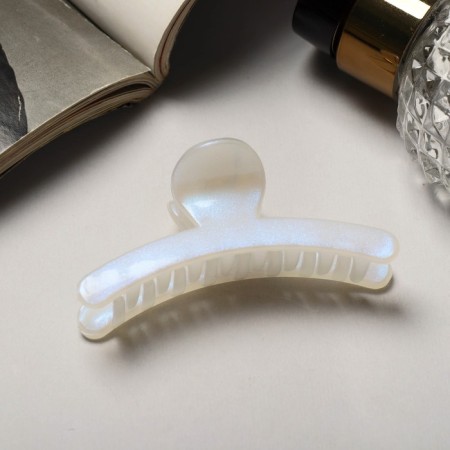 Hair crab "Pearl" arc, 7 cm, white