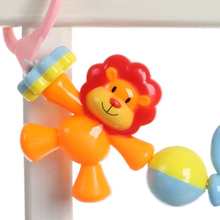 Stretching to a stroller/crib "cat, elephant, lion cub", 3 toys, color mix, crush me-4