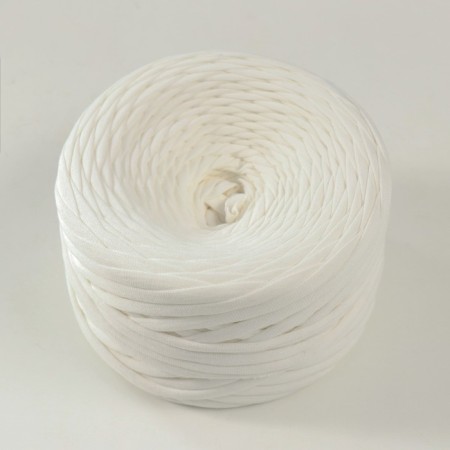 Knitted yarn, width 7-9 mm, 100m/295 gr ± 10% (01 - vanilla)-1