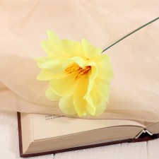 Artificial flowers 