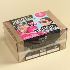 Гифтбокс «Девочка VS Женщина»: шоколад 20 г (4 шт. х 5 г)., чай чёрный с фруктами 50 г., леденец со вкусом малины 15 г., драже с какао 80 г., термостакан 350 мл.