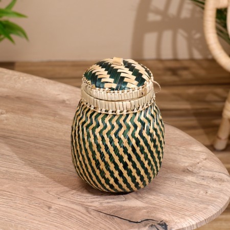 VAZ with a lid weaved, from bamboo 15x15x17 cm-1