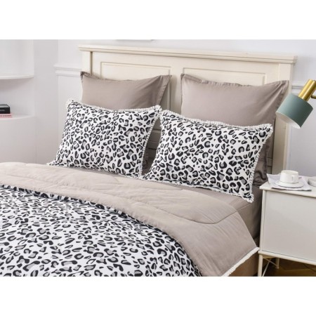 Euro set: sheet, blanket, pillowcase, size 230x250 cm, 200x220 cm, 50x70 cm - 2 pcs, 70x70 cm - 2 pcs-1