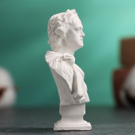 Bust "Emperor Peter I" Bely, 4.5x2x6.5cm-3