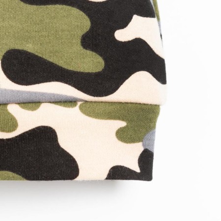 A cap (hat) I am "Daddy’s Boy" p. 44-1