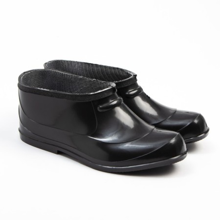 Galoshi Garden, size 39, black color, PVC