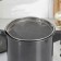 Container for separating oil and broth, with a sieve, 19 × 16 × 17.5 cm, anti -stick coating
