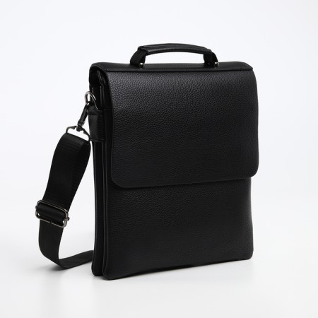 Male bag on the Textura valve, external pocket, black color