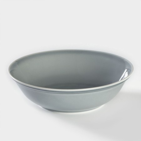 Porcelain salad "watercolor", 1 l, the color is light gray