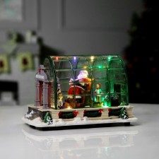 Santa Claus in a chair 23 × 15 × 14 cm, polystone, AAX3 batteries (not in the kit), USB, glow of multi